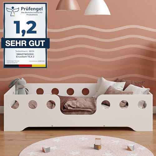 smartwood TILA 4 Kinderbett 90x200 mit Lattenrost und Rausfallschutz - Holz Kinderbett für Jungen & Mädchen, vielseitiges Montessori Bett mit Rausfallschutz und Lattenrost 200x90 cm - Weiß von smartwood