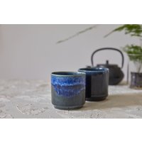 Doppel-Espresso Keramiktasse Set Mit Zwei, Dunkelblauen Handgemachten Bechern, Geschenk Für Ihn von zoharshaham